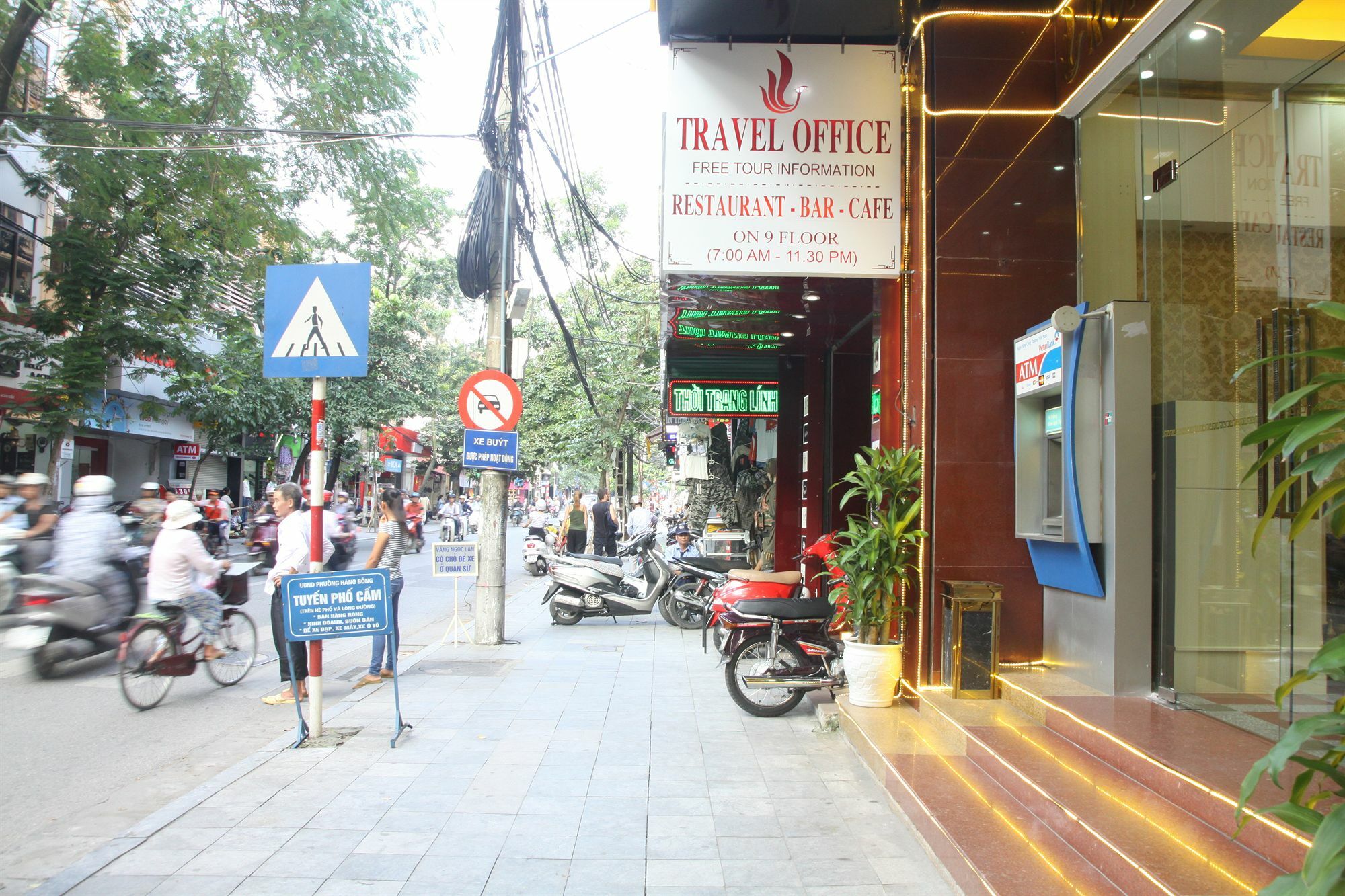 Hanoi Royal Palace Hotel 2 Bagian luar foto
